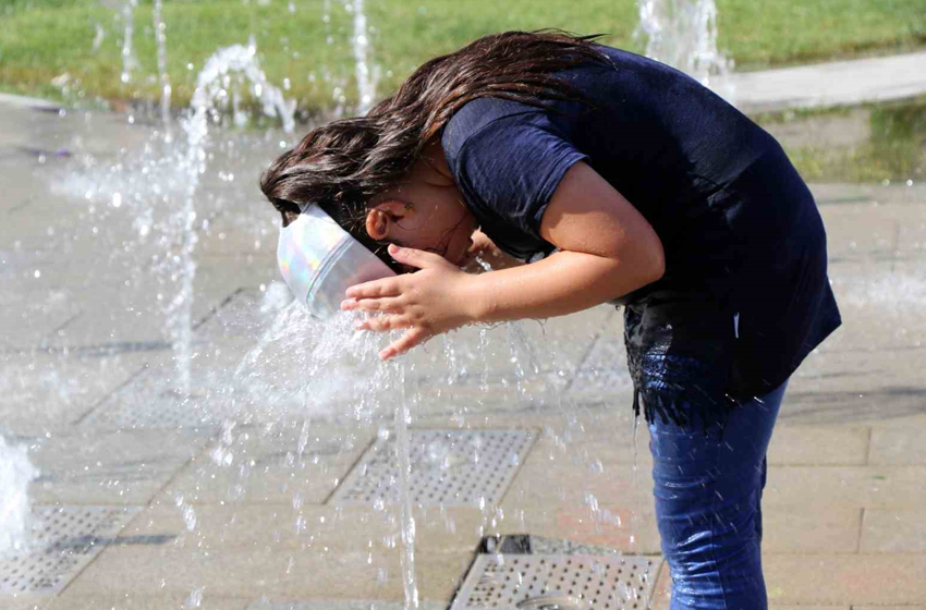 Erzincan’ın Kemaliye ilçesinde sıcaklık rekoru