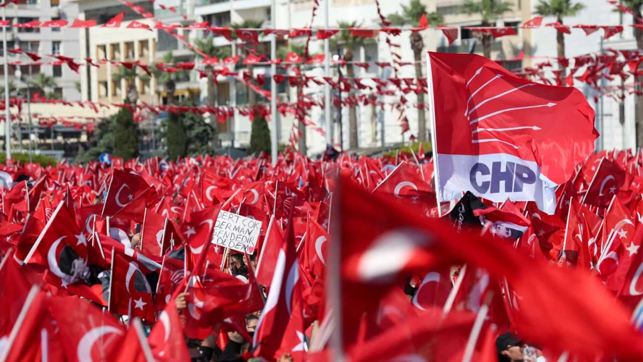 CHP İstanbul İl Kongresi'nde iki aday, üç kanat yarışacak: İşte denklem!