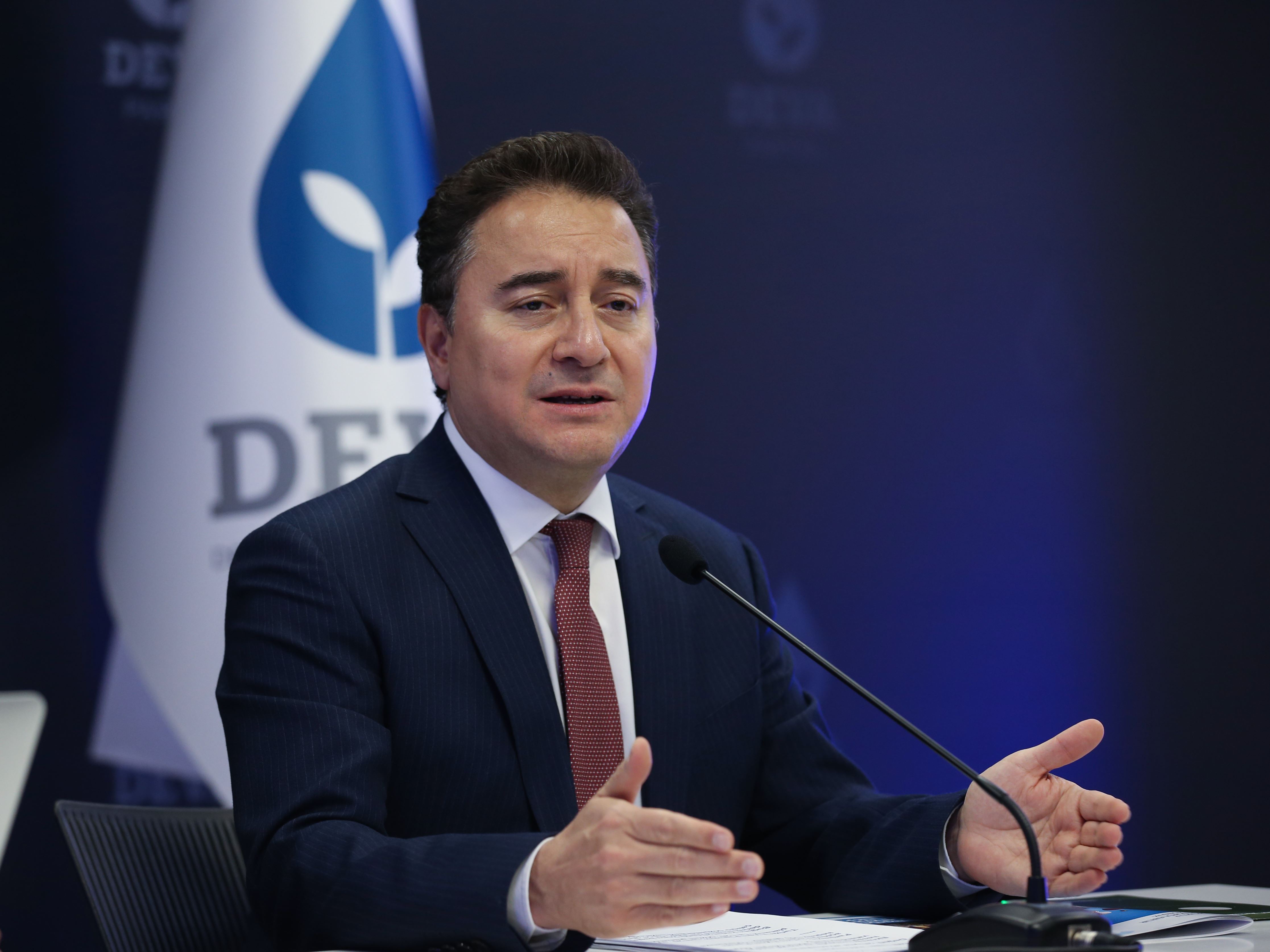 Babacan: 'Sivas’tan batıya pasaportla geçiş olacak' dediler, seçimi ondan kaybettik