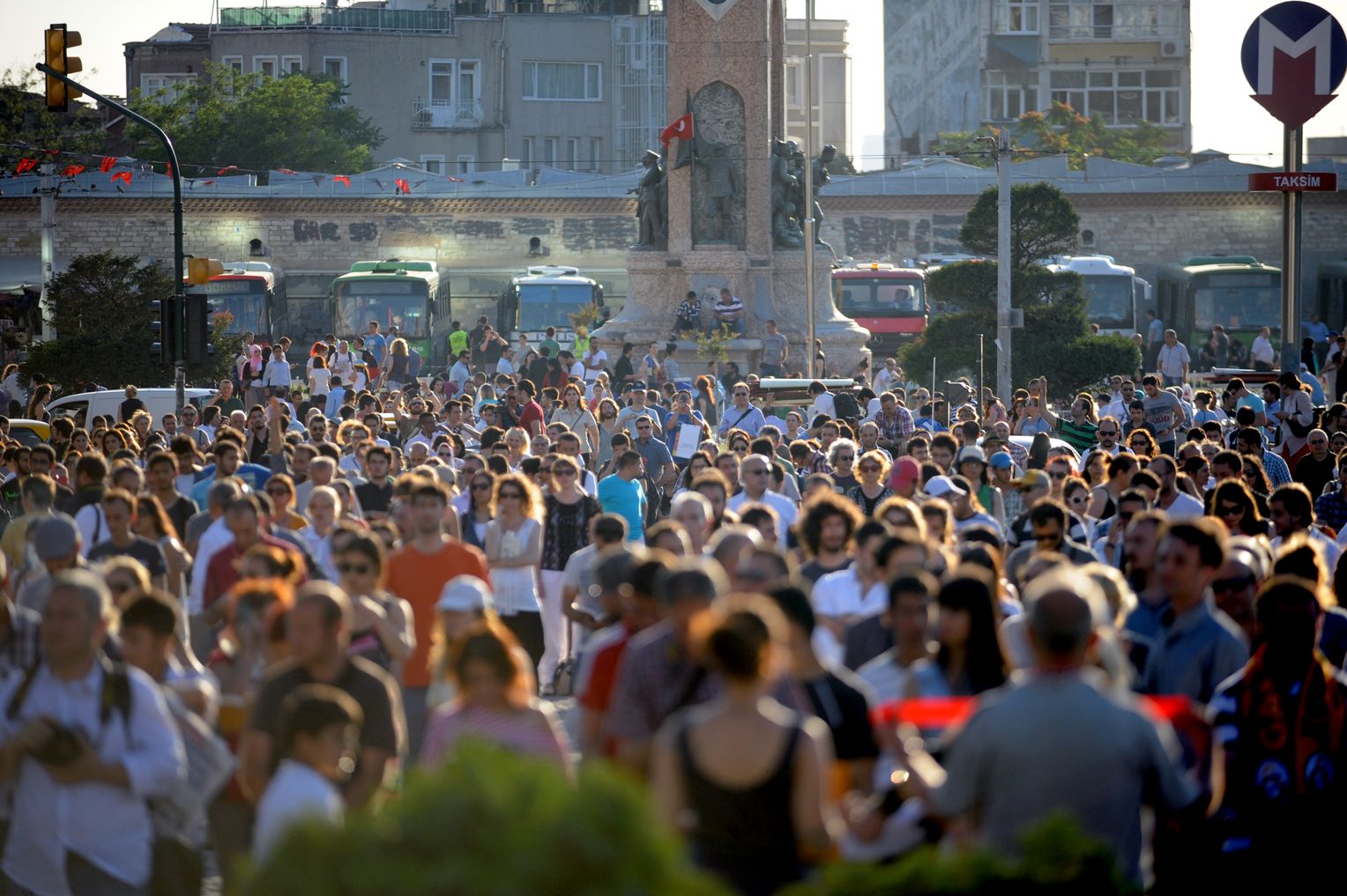 2.2 milyon kişi İstanbul'dan kaçtı