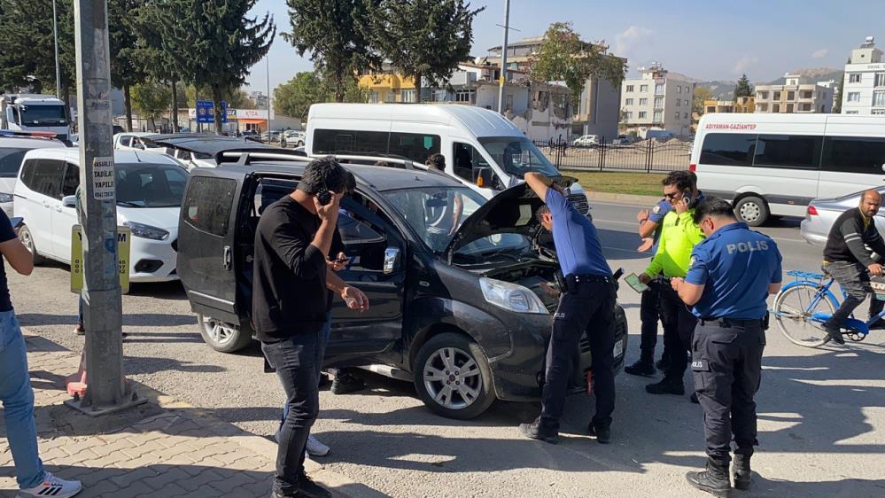 Yanlış anlaşılma polis ekiplerini terör şüphesiyle harekete geçirdi