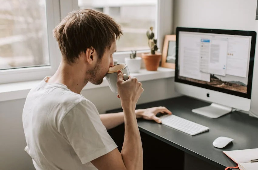 Ofis çalışanları! Fıtık olmak istemiyorsanız bu haberi okuyun