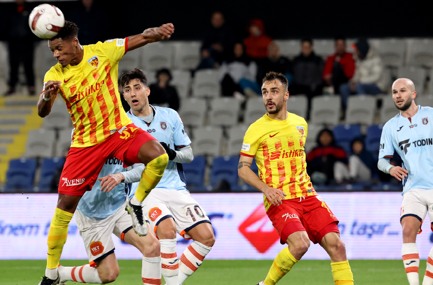 Kayserispor Başakşehir'den mutlu dönüyor 2-3