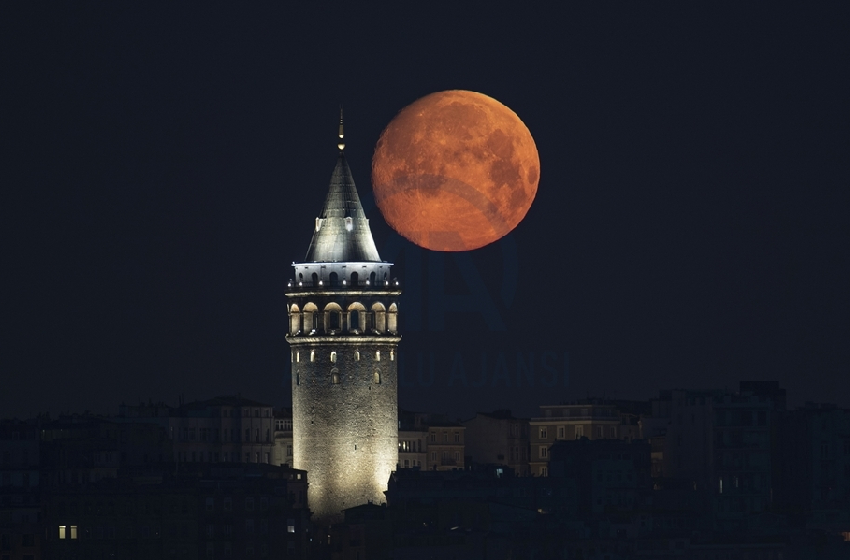 Galata Kulesi bir ay ziyarete kapatılacak