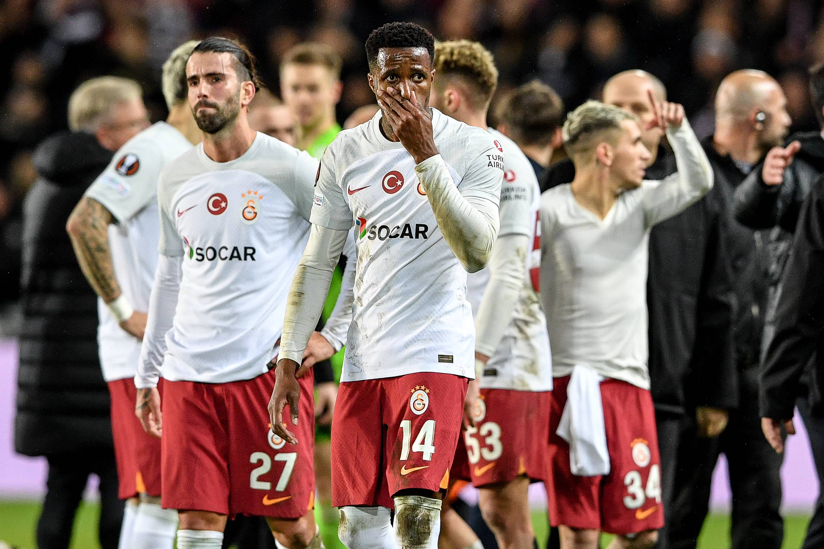 Üç eksikli Galatasaray, Antalya'yı ağırlıyor