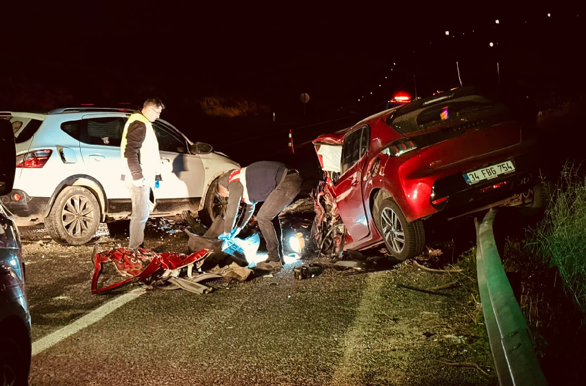 Şanlıurfa’da iki otomobil çarpıştı: 1 ölü, 2 yaralı